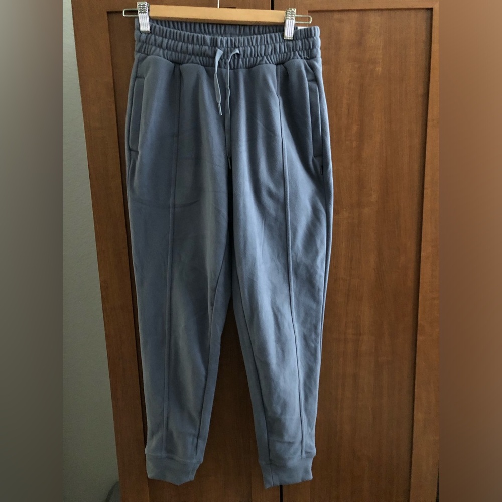 NWT Mondetta women’s  Joggers size XS